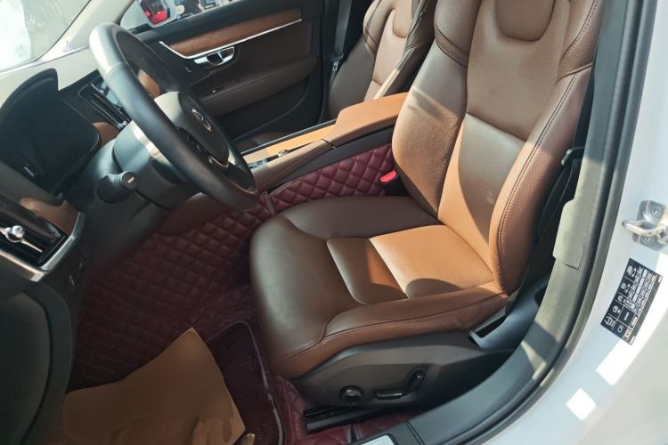 Used Volvo S90 2019 T5 Zhiyi Edition
