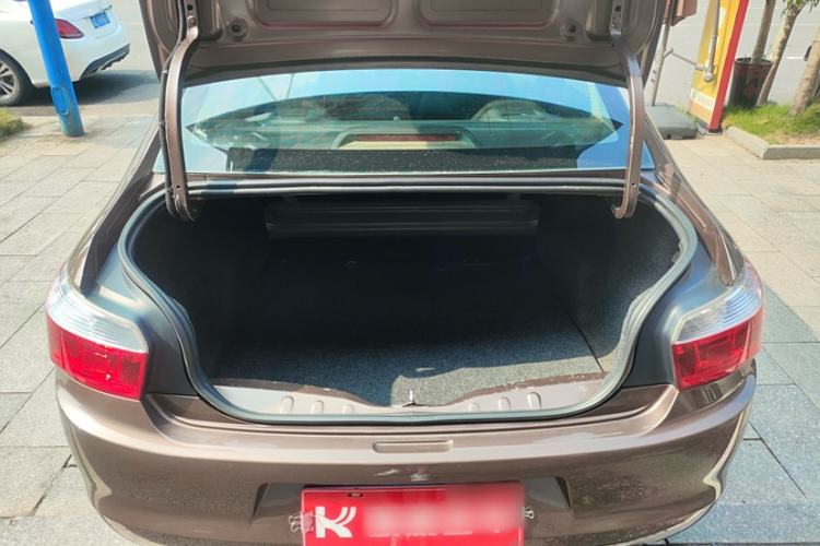 Used Citroen Elysee 2016 1.6L Manual Fashion Edition
