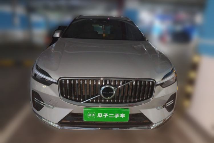Used Volvo XC60 2024 B5 4x4 Smart Luxury Edition Front