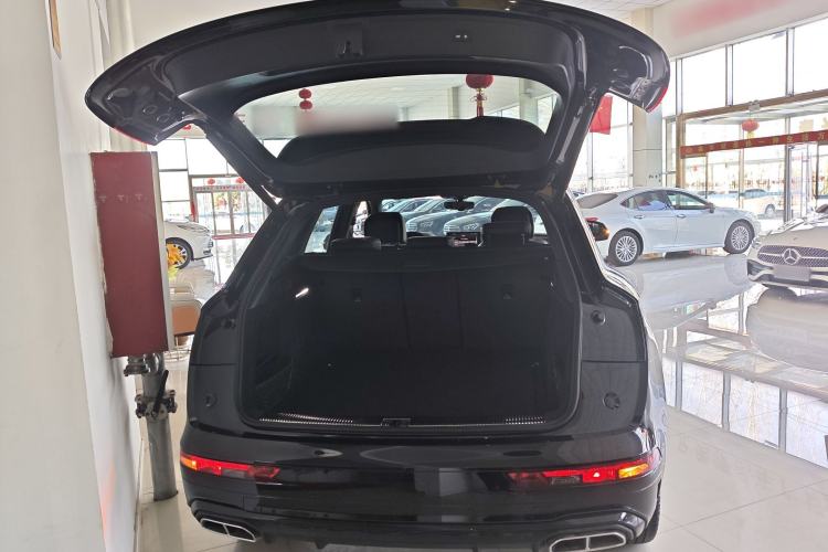 Used Audi Q5L 2025 quattro 45th Anniversary Edition 45 TFSI Luxury Dynamic Model
