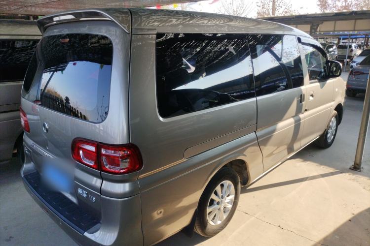 Used FORTHING Lingzhi 2019 M5L 1.6L 7-Seater Luxury Model China VI Standard
