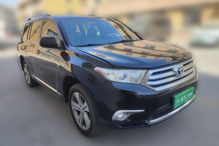 Used Toyota Highlander 2012 2.7L Two-Wheel Drive 7-Seater Luxury Edition Front Right 45 Deg