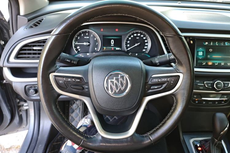 Used Buick Excelle GX 2018 18T Automatic Flagship Model Steering Wheel