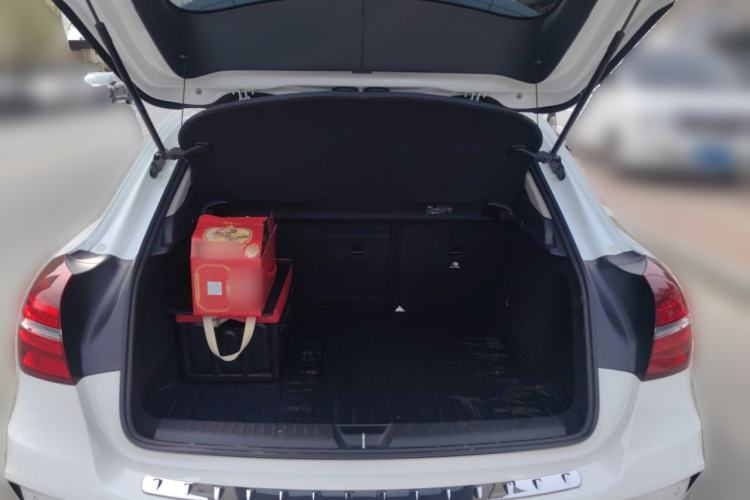 Used Mercedes-Benz GLA 2019 GLA 200 Fashion Model Trunk