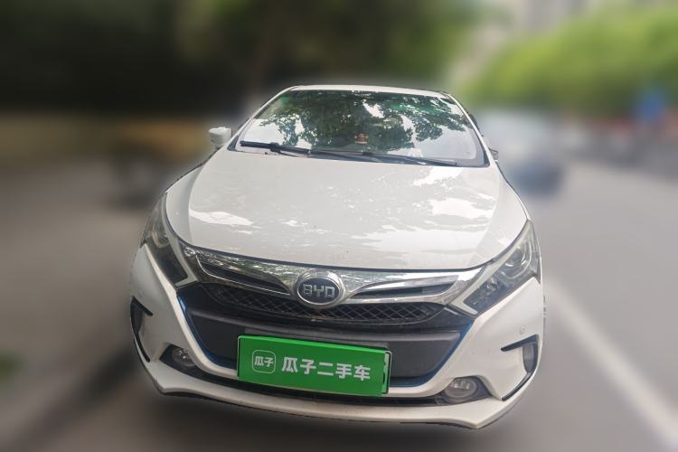Used BYD Qin New Energy 2015 1.5T Dual-Crown Flagship Plus Edition Front