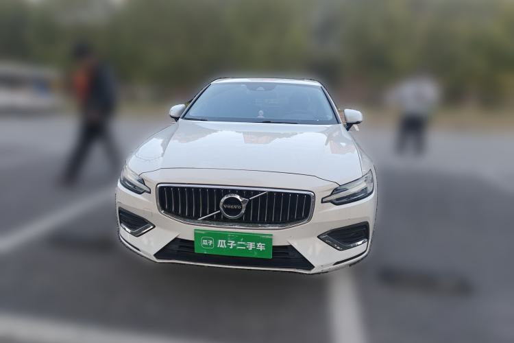 Used Volvo S60 2020 T4 Zhiyi Luxury Edition
