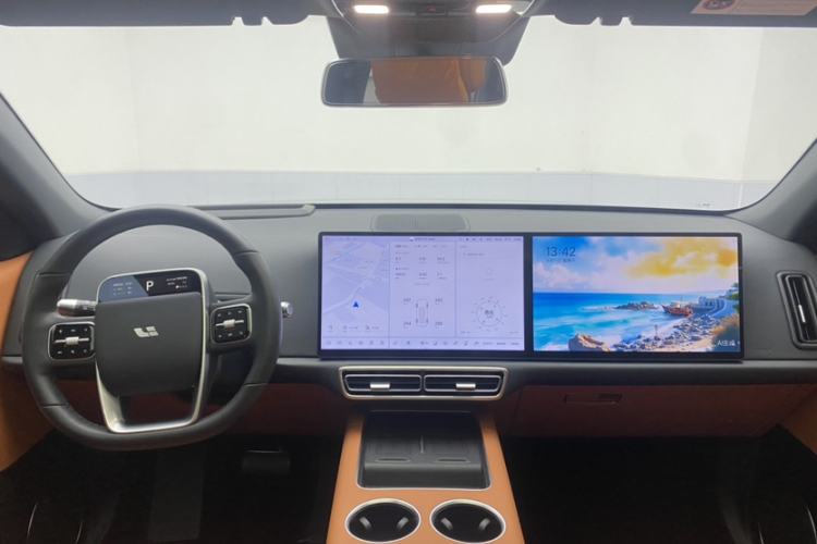 Used Li Auto L6 2024 Pro Model Interior 1