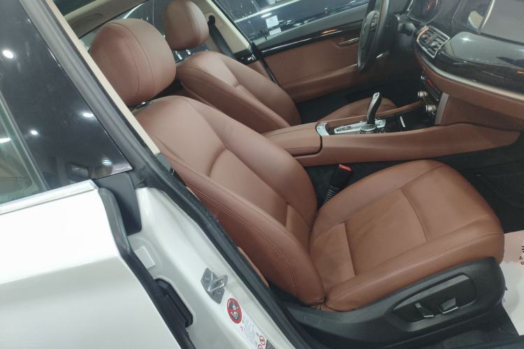 Used BMW 5 Series GT 2014 528i Leading Model
