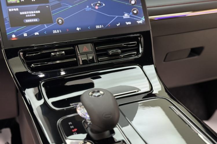 Used GAC Trumpchi M8 2025 Zongshi Series Super Hybrid Edition
