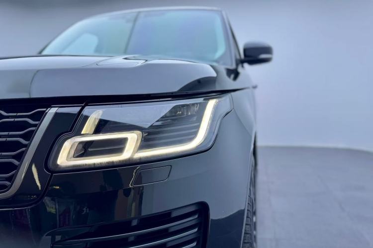 Used Land Rover Range Rover 2022 3.0 L6 360 PS Grand Edition
