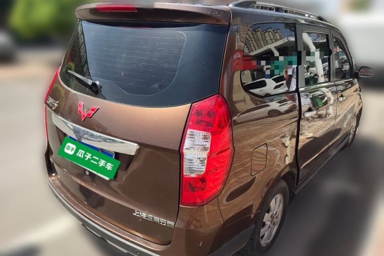 Used Wuling Hongguang 2014 1.5L S Luxury Model
