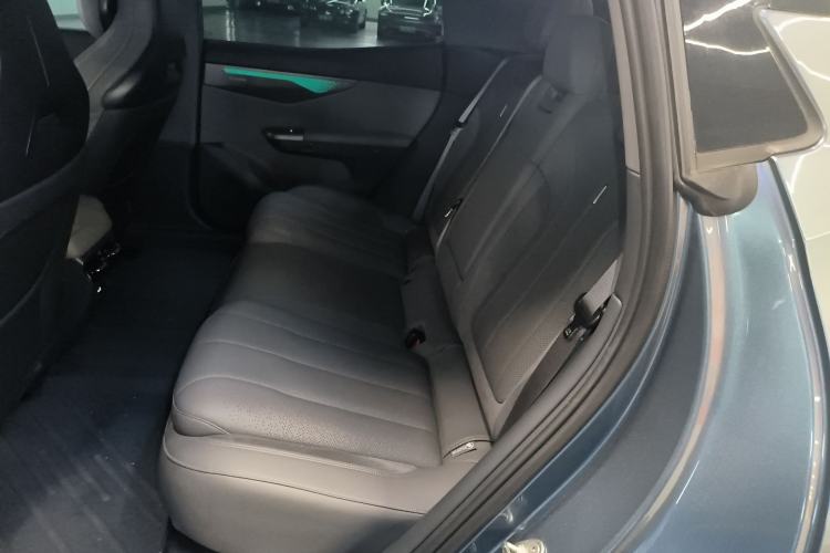 Used Lynk & Co 07 2024 EM-P 126 Long-Range Ultra
