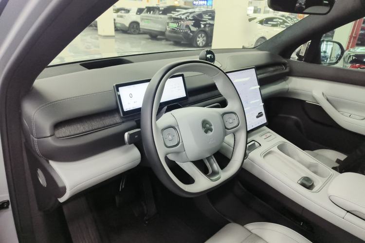 Used Nio ES6 2024 75 kWh