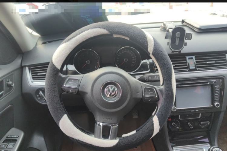 Used Volkswagen Bora 2015 Zhuihui Edition 1.6L Manual Comfort Model