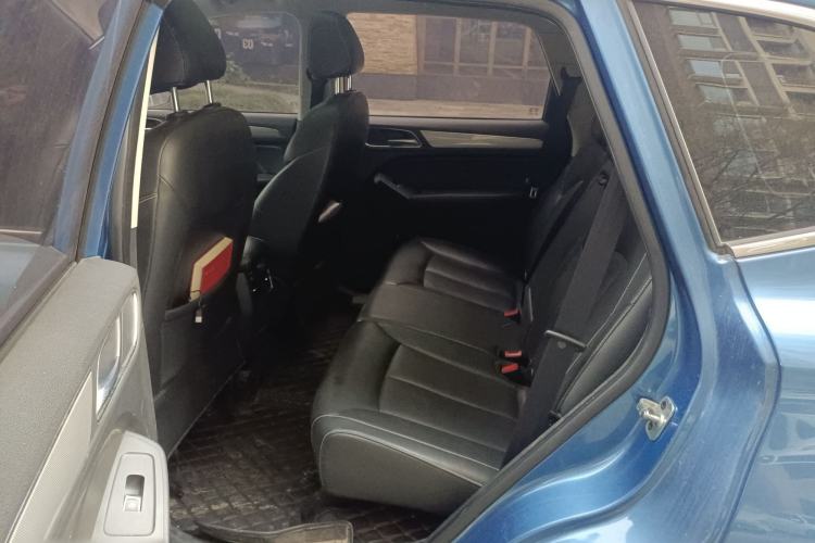 Used Roewe RX5 2018 20T Two-Wheel Drive Manual Internet Smart Edition