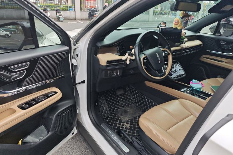 Used Lincoln Corsair 2020 2.0T Two-Wheel Drive Luxury Edition
