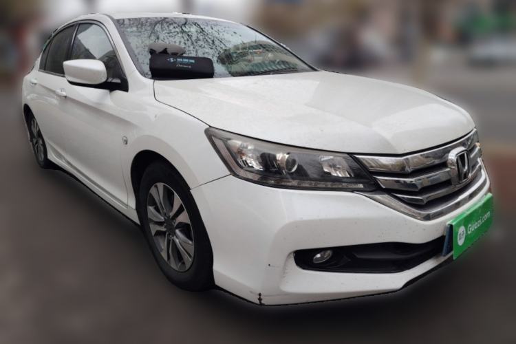 Used Honda Accord 2014 2.0L EX Luxury Edition Front Right 45 Deg