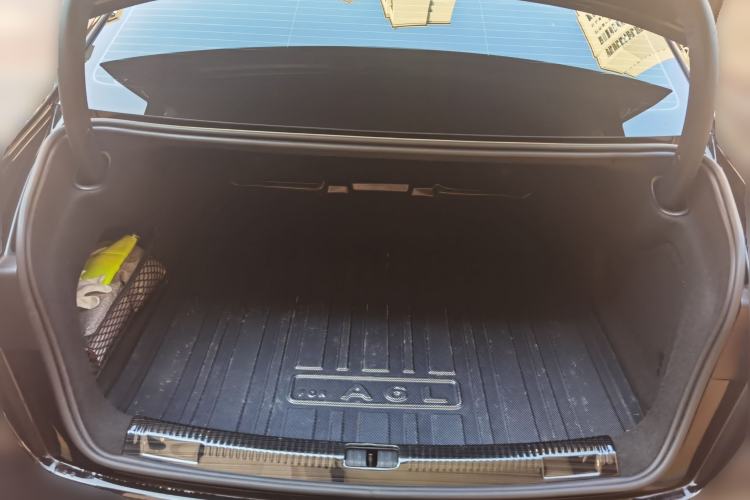 Used Audi A6L 2025 45 TFSI Prestige Dynamic Edition + Ventilated Comfort Package
