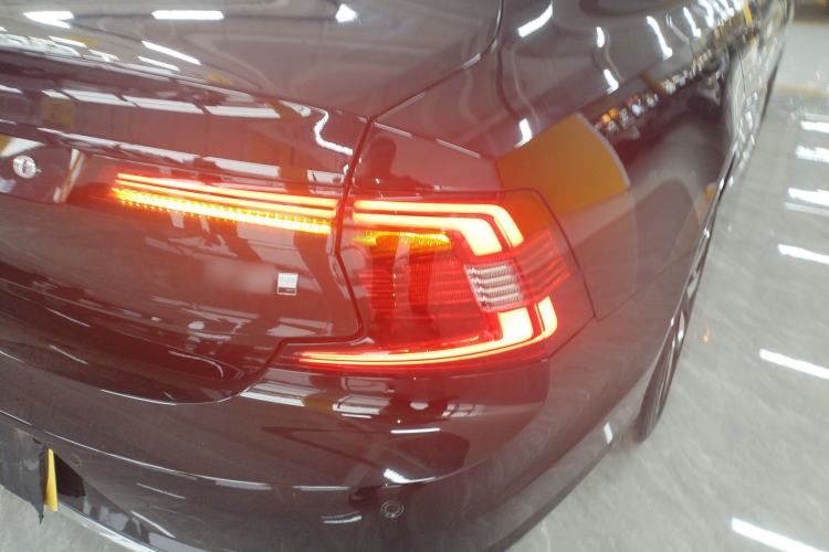 Used Volvo S90 New Energy 2024 Plug-in Hybrid Four-Wheel Drive Long-Range Luxury Smart Edition
