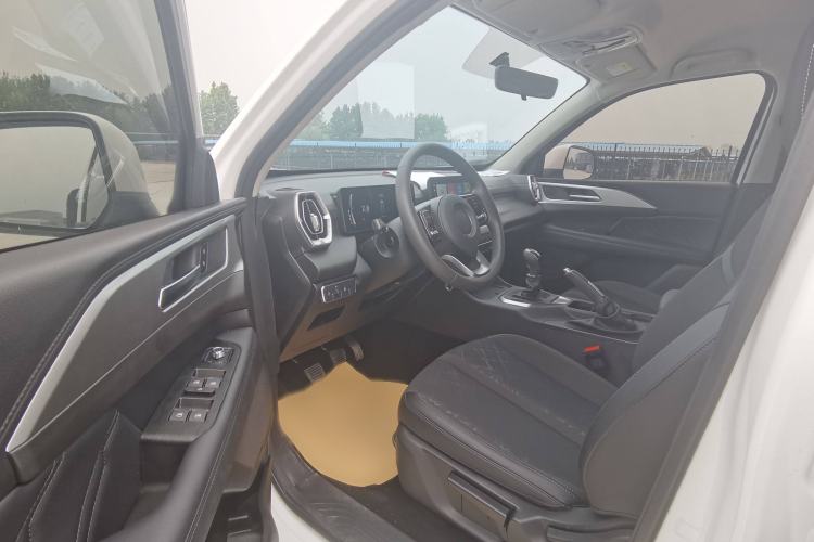 Used Great Wall King Kong Poer 2024 2.0T Manual Gasoline Two-Wheel-Drive Elite Flatbed
