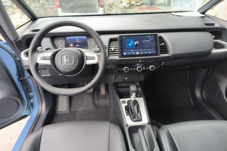 Used Honda Fit 2021 1.5L CVT Trend Edition Center Console