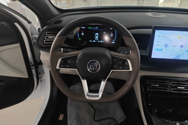 Used BYD Qin PLUS 2024 HONOR Edition DM-i 55KM Leading Model