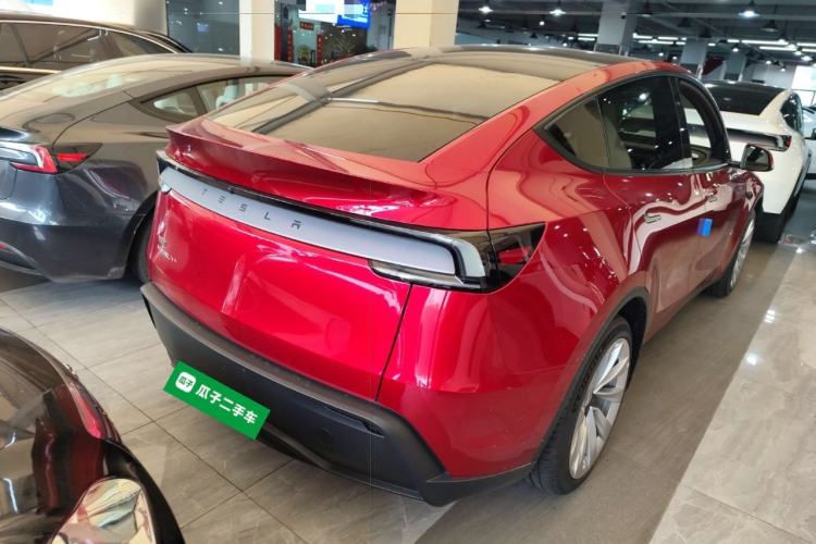 Used Tesla Model Y 2026 Facelifted Long-Range Rear-Drive Model Rear Right 45 Deg