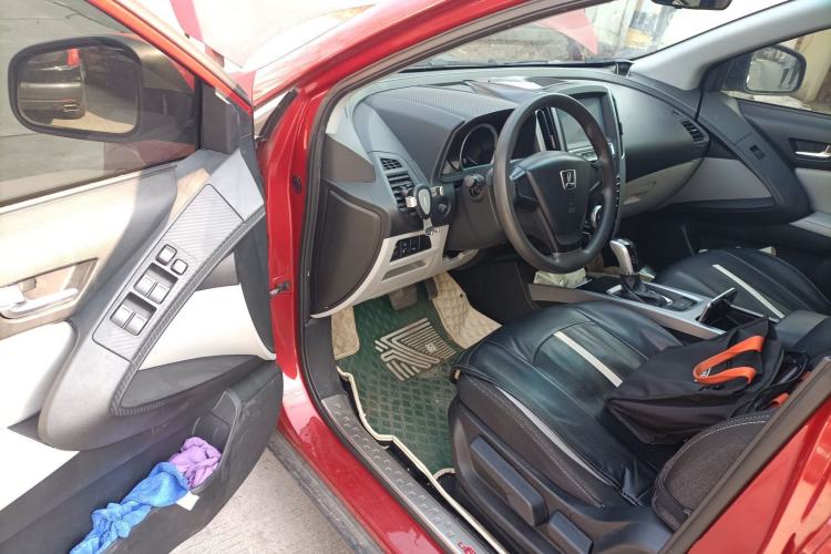 Used Luxgen U6 SUV 2014 1.8T Charm Version
