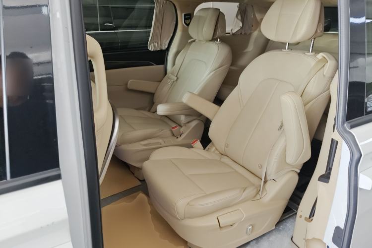 Used Buick GL8 2022 ES Landtrek 653T Luxury Edition