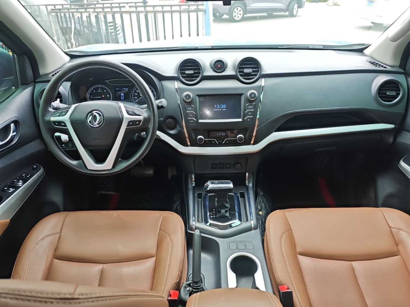 Dongfeng Ruichi 6 2021 2.3T Automatic Two-Wheel Drive Diesel Luxury Long-Box M9T — снимка 12