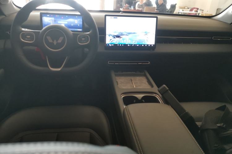 Used Wuling Xingguang 2024 Co-Creation Edition 70 Standard Model
