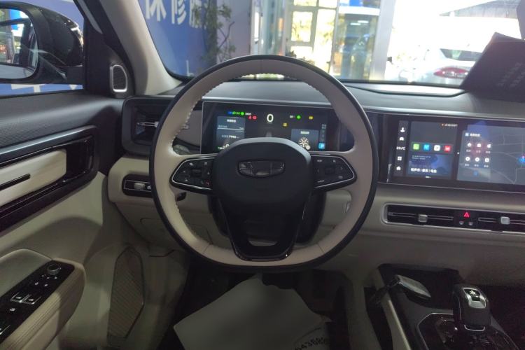 Used Geely Auto icon 2025 Linglong 1.5TD Ruyi Edition
