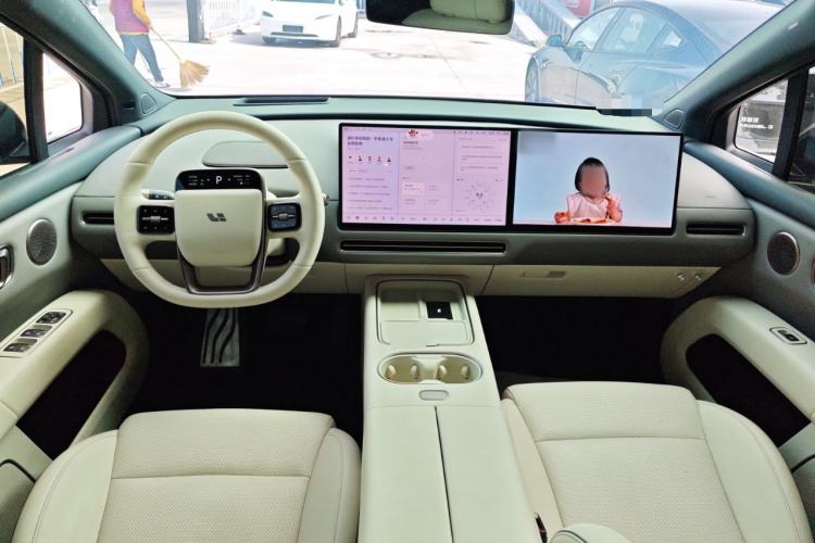 Used Li Auto Li Auto i6 2025 Model Two-Wheel-Drive Standard Type
