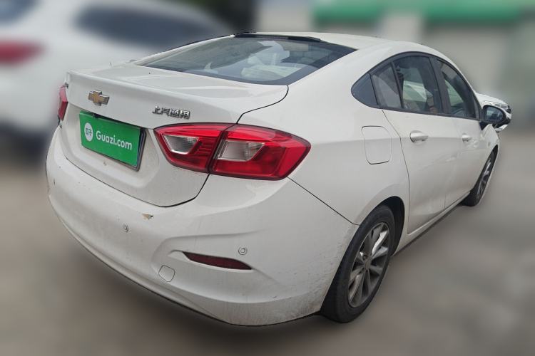 Used Chevrolet Cruze 2017 1.5L Automatic Pioneer Sunroof Edition