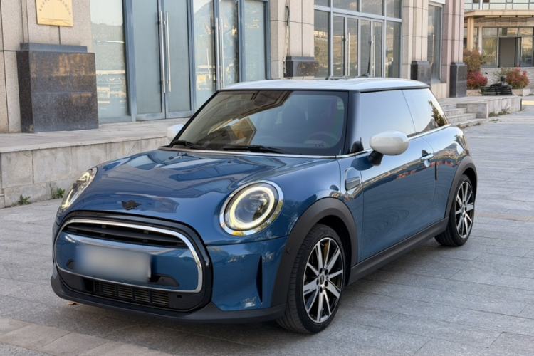 Used MINI 2022 1.5T COOPER Artist