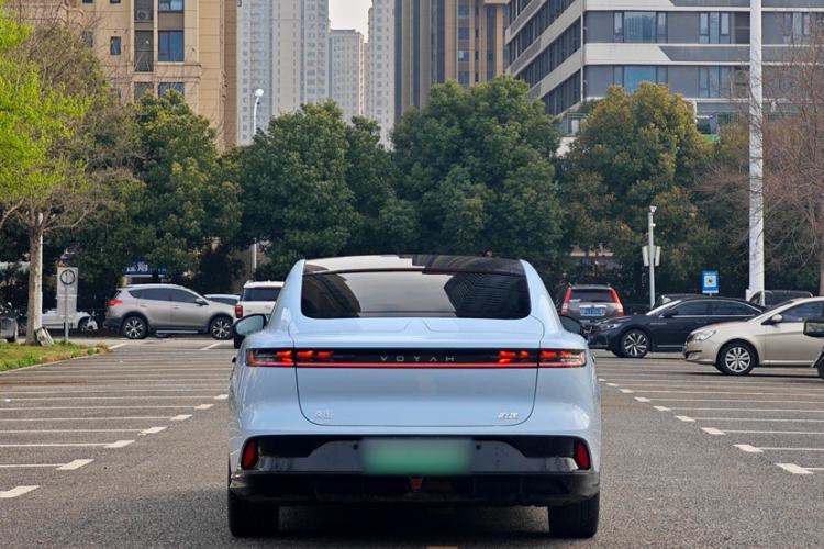 Used VOYAH PASSION 2023 Four-Wheel Drive Flagship Edition Exterior 4