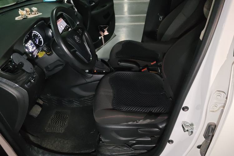 Used Buick Encore 2018 18T Automatic Two-Wheel Drive Urban Leading Model