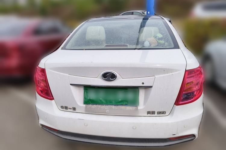 Used Bestune B50 2013 1.6L manual luxury version
