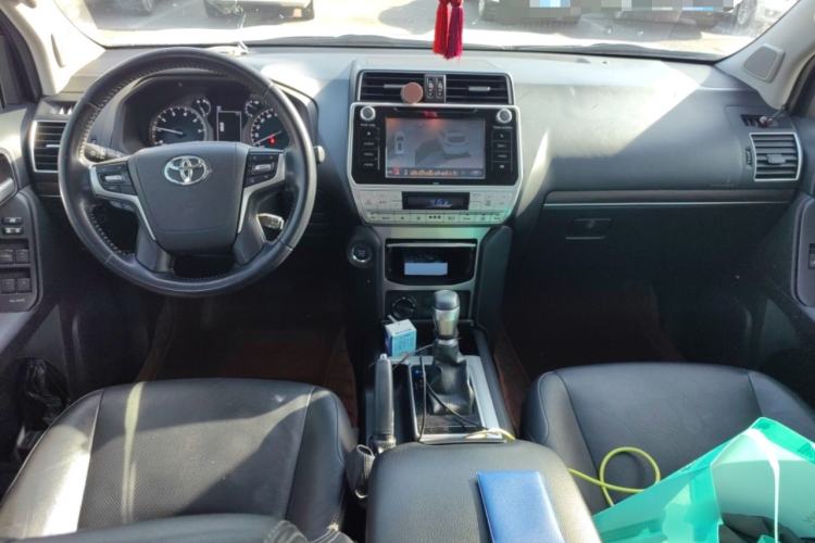 Used Toyota Prado 2018 3.5L Automatic TX-L with Rear-Mounted Spare Tire Center Console