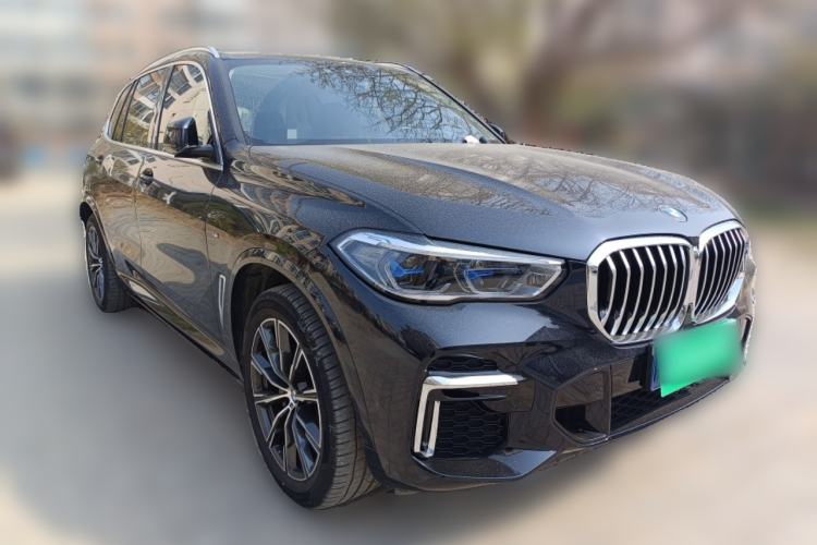 Used BMW X5 2022 xDrive 30Li Luxury M Sport Package
