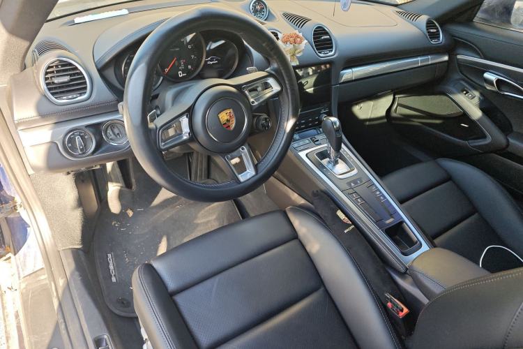 Used Porsche 718 2020 Cayman 2.0T
