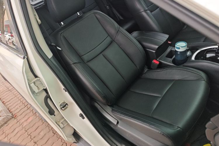 Used Nissan X-Trail 2020 2.0L XL ITS CVT 2WD SmartConnect Comfort Edition Right Front Seat