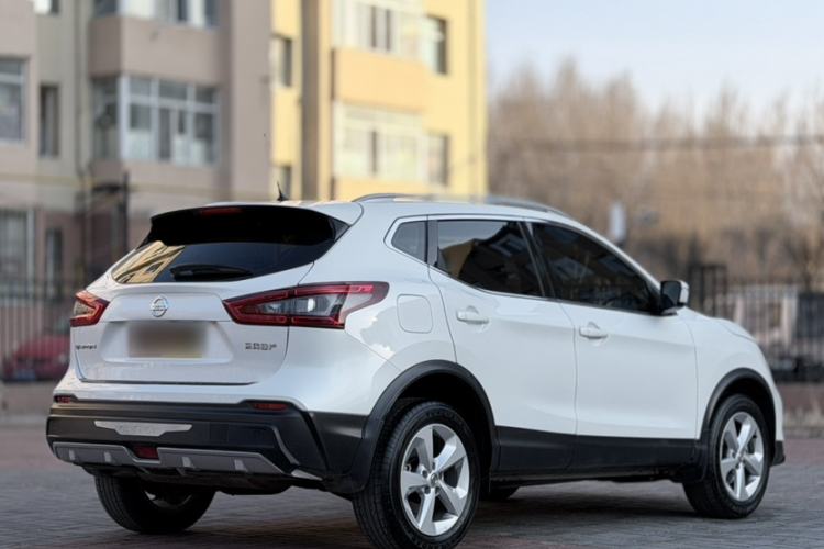 Used Nissan Qashqai 2022 2.0L CVT XV Smart Enjoyment Version Exterior 6