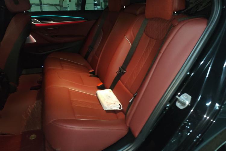 Used BMW 5 Series New Energy 2022 535Le M Sport Package Left Rear Seat