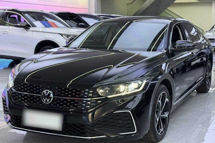 Used Volkswagen Passat 2025 Outstanding Model 330TSI Starry Elite Edition Guazi used car, China used car export, Used car for sale, Used  cars, Cheapest cars for sale