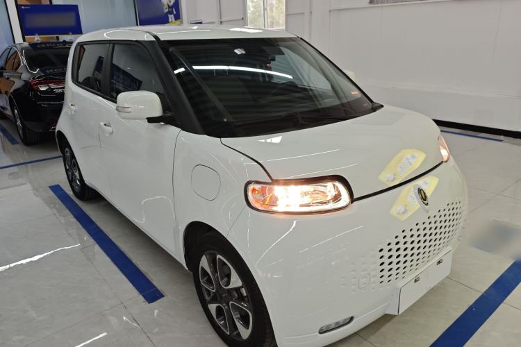 Used ORA White Cat 2020 305 km Luxury Version Front Right 45 Deg