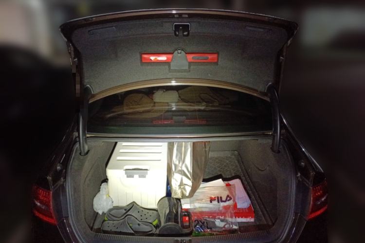 Used Audi A4L 2013 35 TFSI Automatic Standard Model Trunk