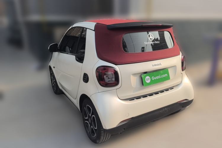 Used smart fortwo 2018 1.0L 52kW Convertible Passion Edition China V Standard
