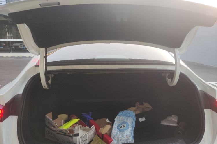 Used Roewe D6 2025 450 km Premium Edition