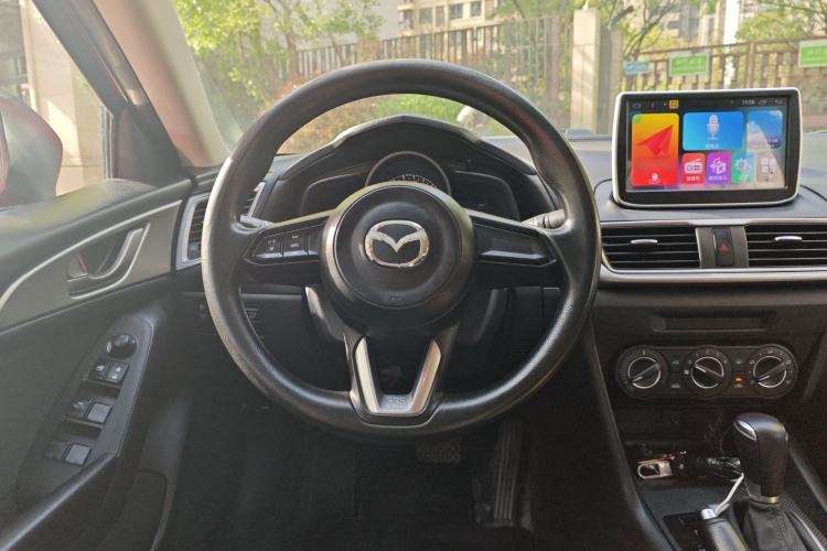 Used Mazda 3 Axela 2017 Sedan 1.5L Automatic Comfort Model Emission Standard China V
